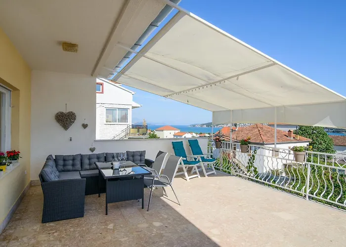 With Parking Space - 22655 Appartement *