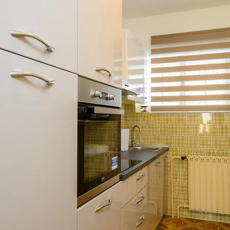 Apartment With Parking Space - 22655 *