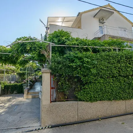 With Parking Space - 22655 Апартаменти *